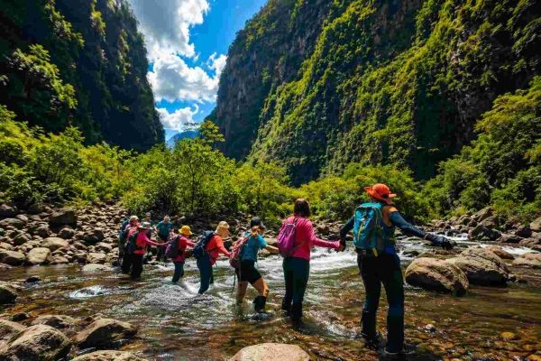 Aventura em Cambará do Sul com Experiências nos Cânions Itaimbezinho e Fortaleza - 5 Dias