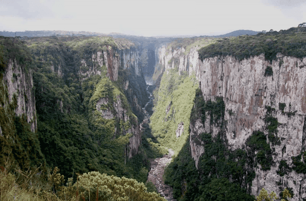 Pacote de Experiências e Natureza em Gramado com Trilha no Cânion Itaimbezinho - 7 dias